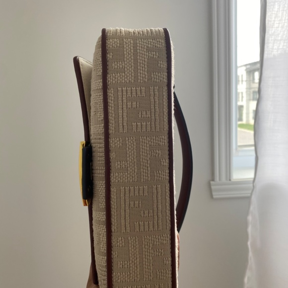 Canvas embroidered Fendi baguette bag - Picture 8 of 8